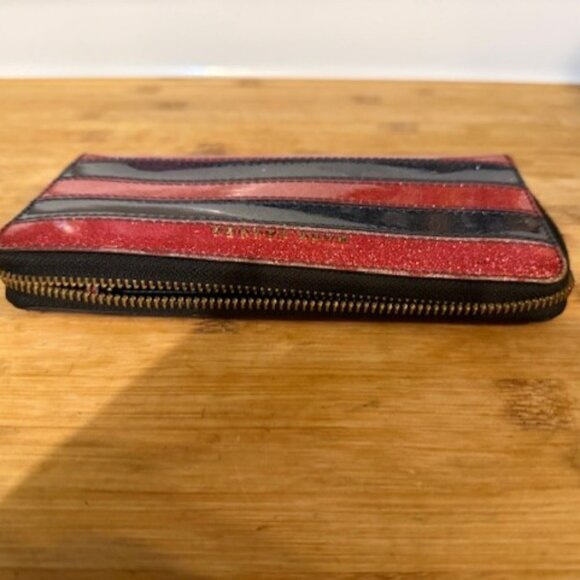 Marc Jacobs – Glitter Striped Zip-Around Wallet / Clutch - Picture 8 of 16